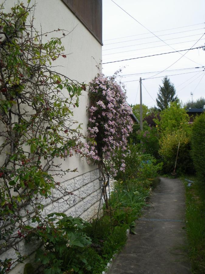 Chambre D'Hotes - Douce Nui-The Vernouillet  Εξωτερικό φωτογραφία